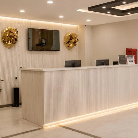 Grand Lion Palace Hotel